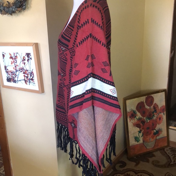 TASSO ELBA Collection Size OSFA
Poncho 100% Cotton Overhead V-Neck $119 NEW - Picture 8 of 16